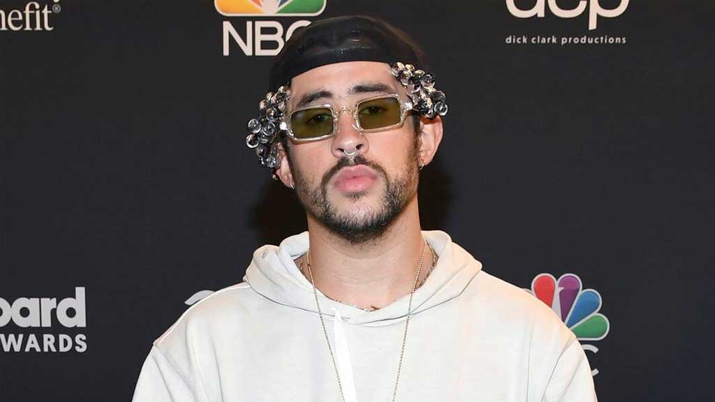 Bad Bunny arrasa y J Balvin se va vacío en los Latin American Music Awards