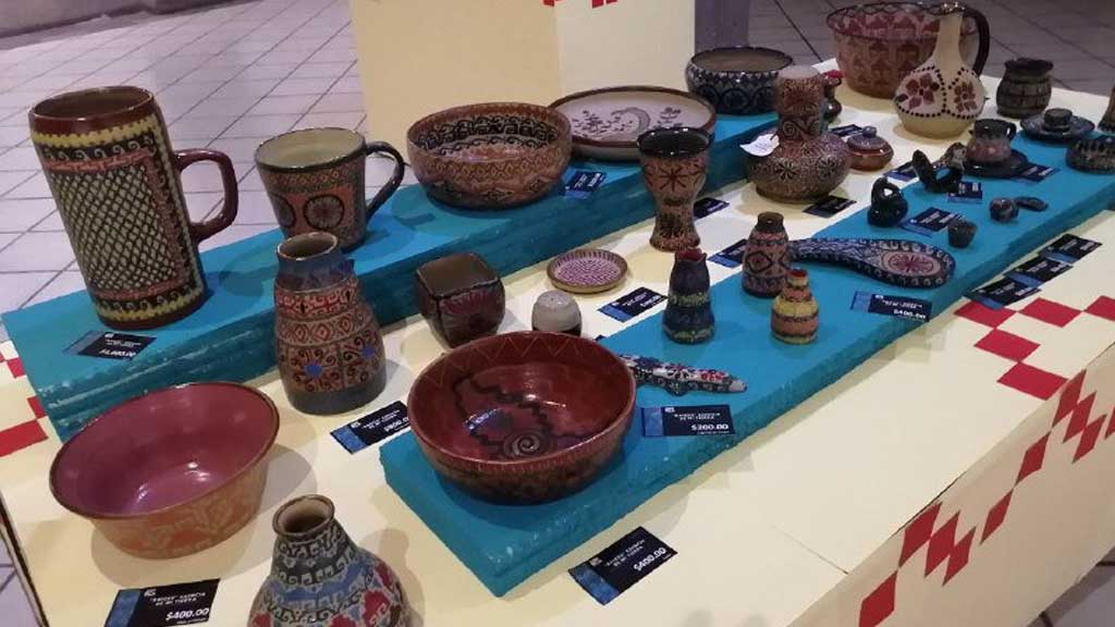 Fortalecen raíces acambarenses con exposición de cerámica