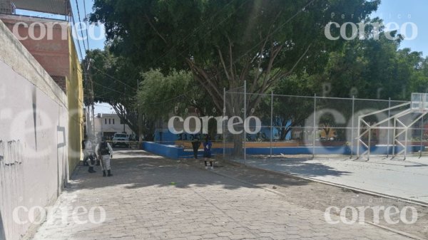 En ataque a balazos, asesinan a familiar de Policía de León en minideportiva