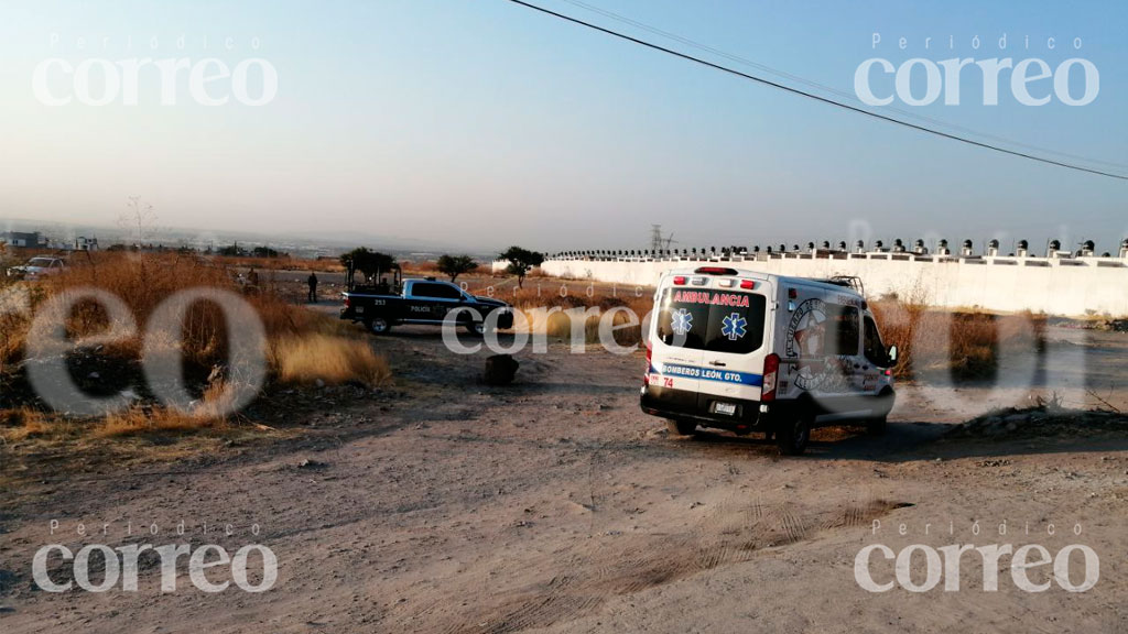 En León, asesinan a mujer y abandonan su cuerpo en un lote baldío