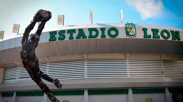 Compra del Estadio León se definiría el próximo trienio: López Santillana