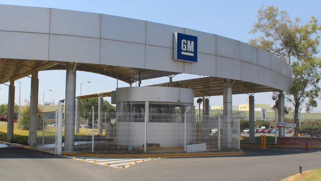 Suspenden consulta del contrato colectivo en GM Silao; acusan fraude sindical