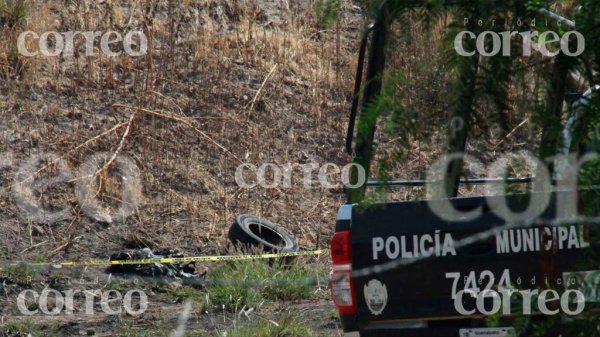 Dan con cuerpo calcinado a faldas del libramiento Norte en Celaya