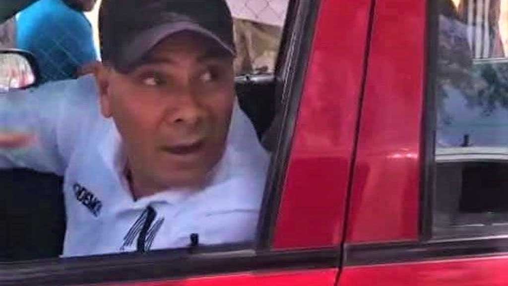 Director de Desarrollo Rural de Jaral renuncia tras publicitar a candidato en un auto oficial