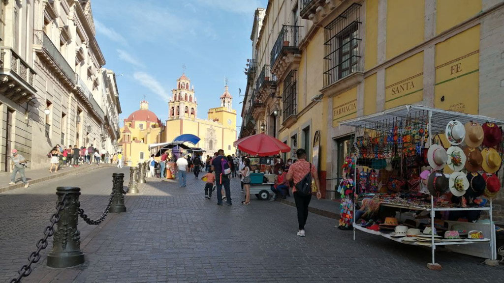 Otorgan 23 permisos para comerciar durante festejos a la virgen de Guanajuato