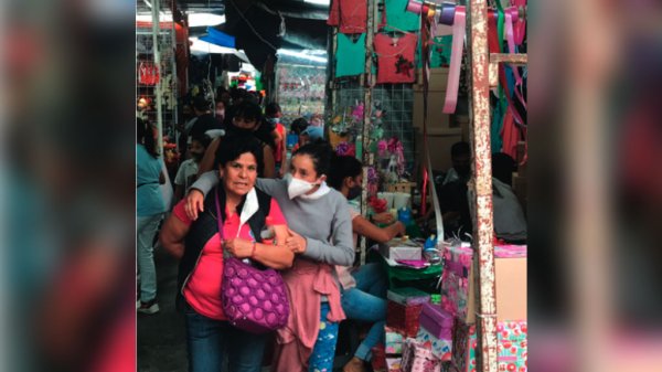 Ni con permisos por Día de las Madres repuntan ventas en bazar de León