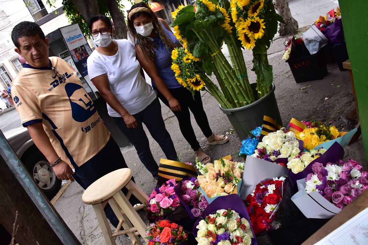 Feliz Día de las Madres: floristas de León trabajan a tope (galería)