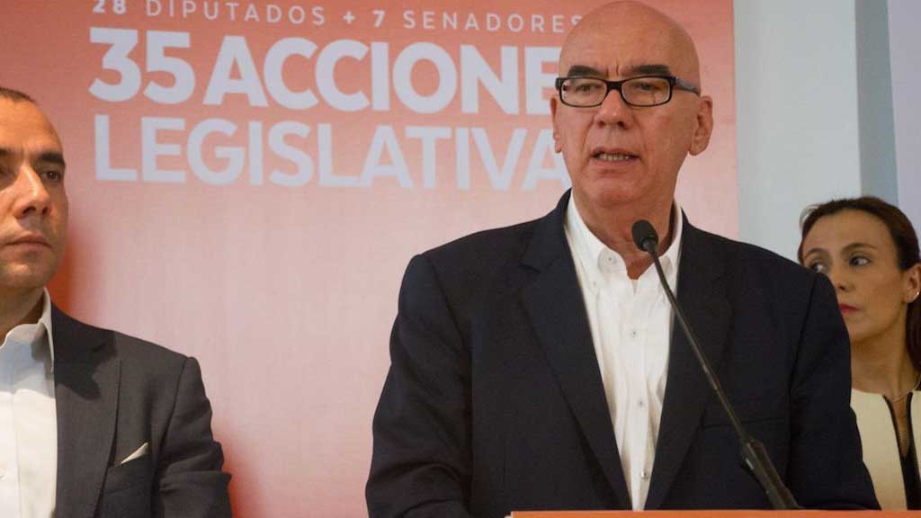 Arremete Dante Delgado contra AMLO, “México necesita un Presidente que se dedique a trabajar”