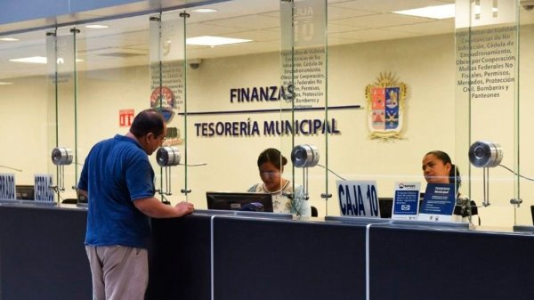 Contrata Tesorería de Irapuato al servidor público con más sanciones vigentes