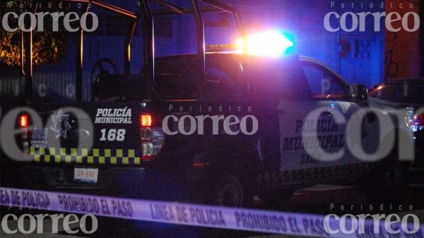 Ejecutan a hombre mientras cruzaba la calle en Duarte