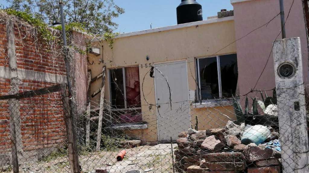 Delincuentes invaden casas vacías de Loma de Obrajeros en Purísima del Rincón