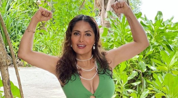 Salma Hayek vence al Covid