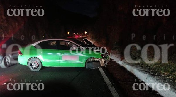 Taxista sufre aparatoso choque en las ‘Curvas Peligrosas’ de Guanajuato capital