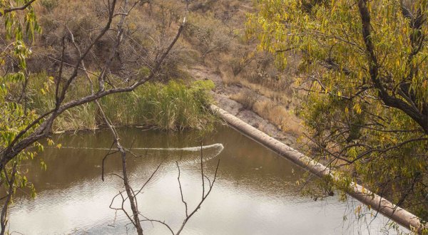 Desgaste de tubo provocó fuga de aguas residuales en la Presa Pozuelos