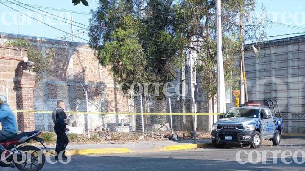 Localizan el cuerpo de un hombre indigente en Celaya