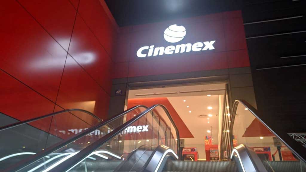 Cinemex Alaïa reabre sus puertas a un año de cierre por la pandemia