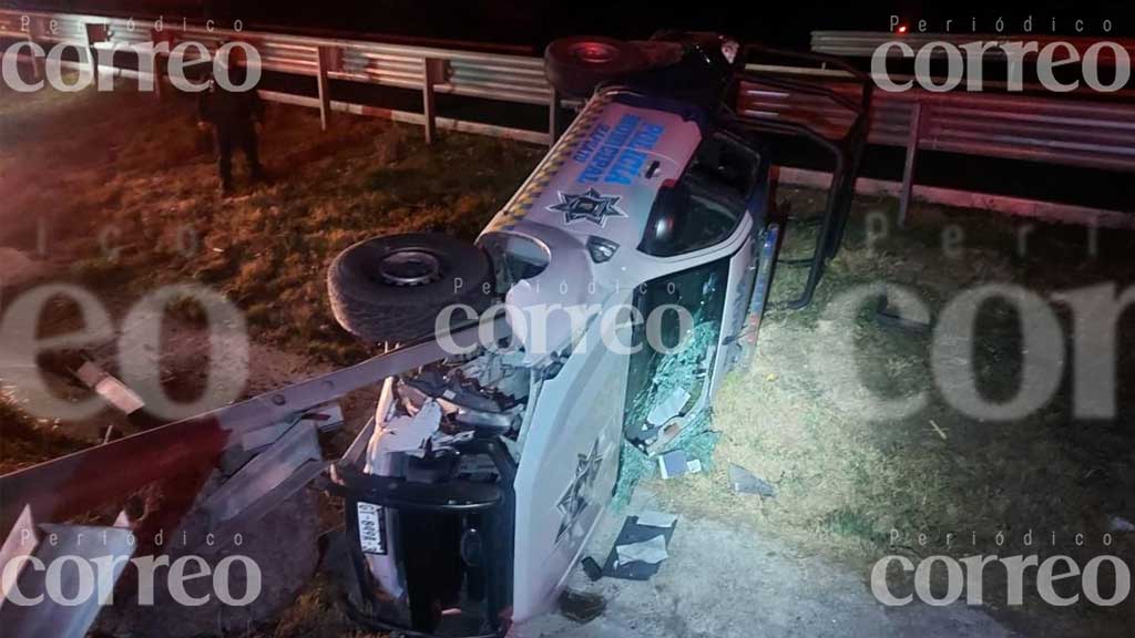 Patrulla es impactada por tráiler en Irapuato; dos policías quedan lesionados