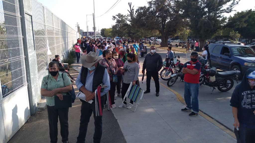 Arranca jornada de vacunación para embarazadas y personas de 50 a 59 años