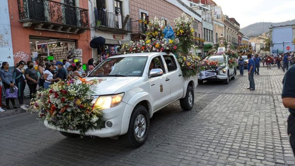 Peregrinación de mineros vuelve tras pandemia, pero aun con restricciones