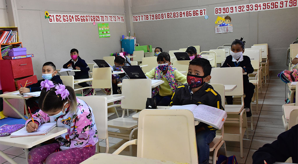 Recomienda infectólogo uso de ventiladores en salones de clases para evitar contagios