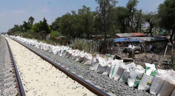 Frustran robo a tren cargado de maíz en Apaseo el Grande