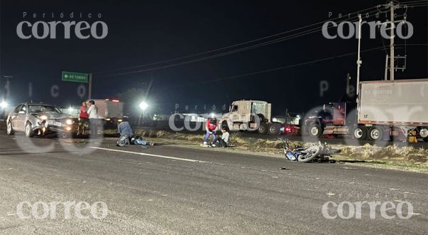 Motociclistas terminan lesionados tras chocar en el Libramiento Norte de Irapuato