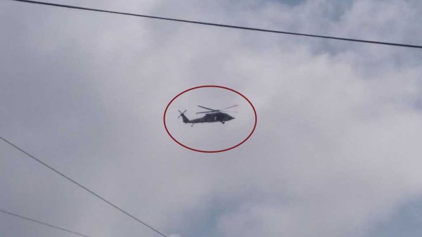 Alerta a irapuatenses helicóptero de la Secretaría de Marina; sobrevoló a baja distancia