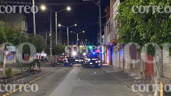 Ejecutan a un hombre dentro de una taquería en San Francisco del Rincón