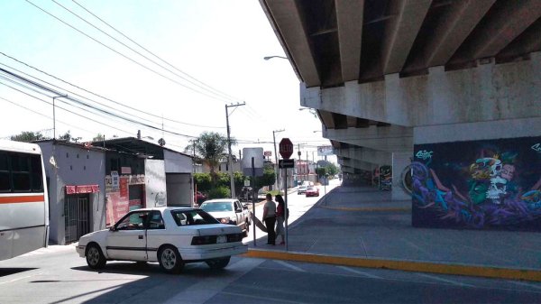 Comienzan de nuevo robos debajo de puente en zona de Celaya