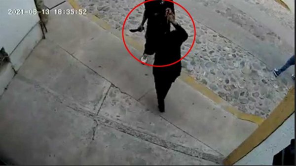 Difunden video del robo a mano armada a dos mujeres en Guanajuato capital