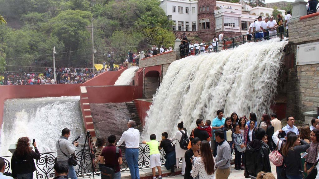 Preparan programa para fiestas de La Cueva y apertura de La Presa de la Olla