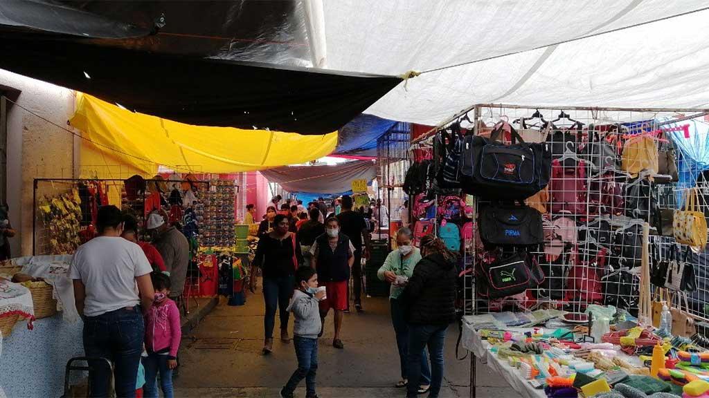 Locales temen que nuevo tianguis en San José Iturbide se lleve sus ventas