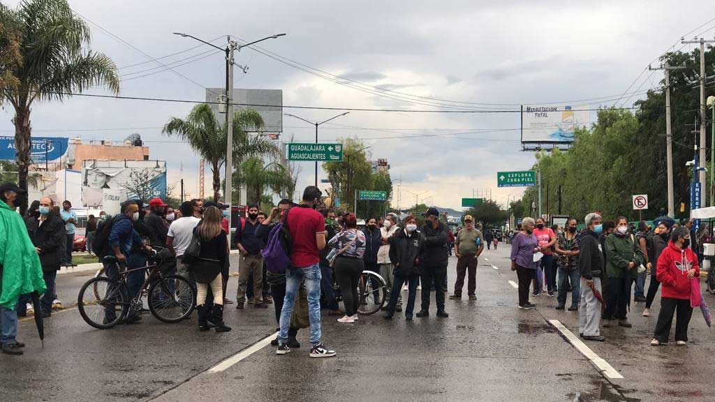 Tras bloqueo, ofrecen últimas 2 mil vacunas para rezagados en León