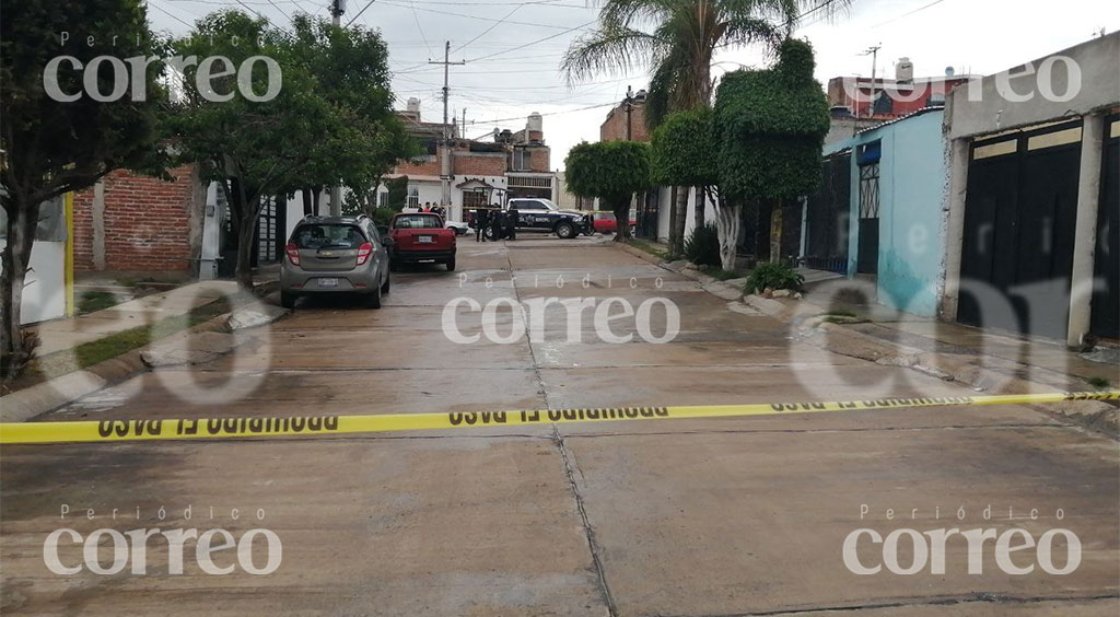 Balean a hombre en la colonia Jardines de Echeveste de León