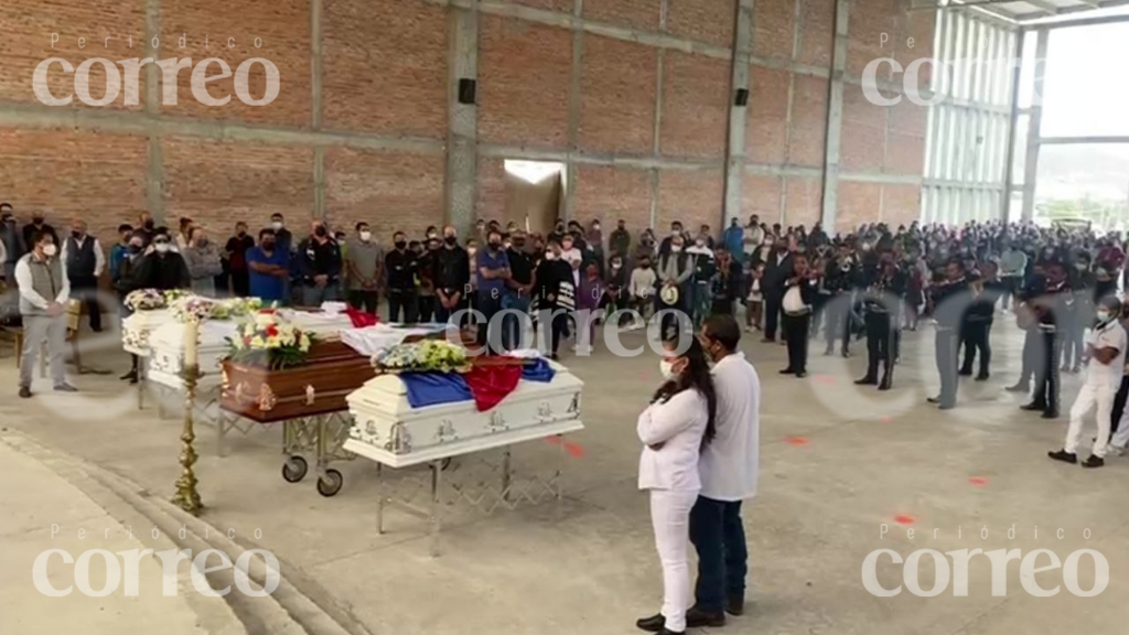 Alcaldía de San José Iturbide clama justicia a la FGE tras asesinato de familia