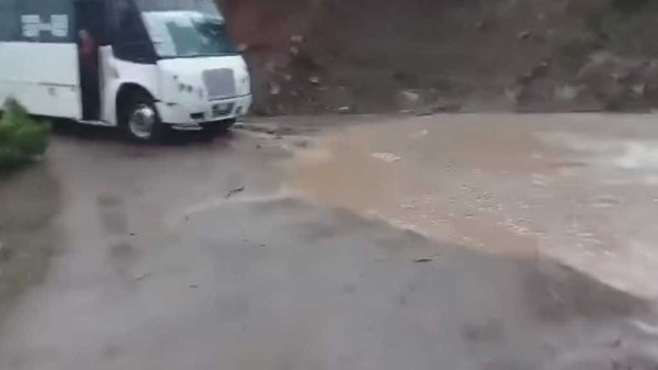 Lluvias y caminos en mal estado incomunican a comunidades de Guanajuato capital