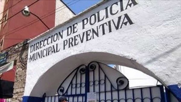 Arrestan a hombre en Guanajuato capital por golpear e insultar a una mujer