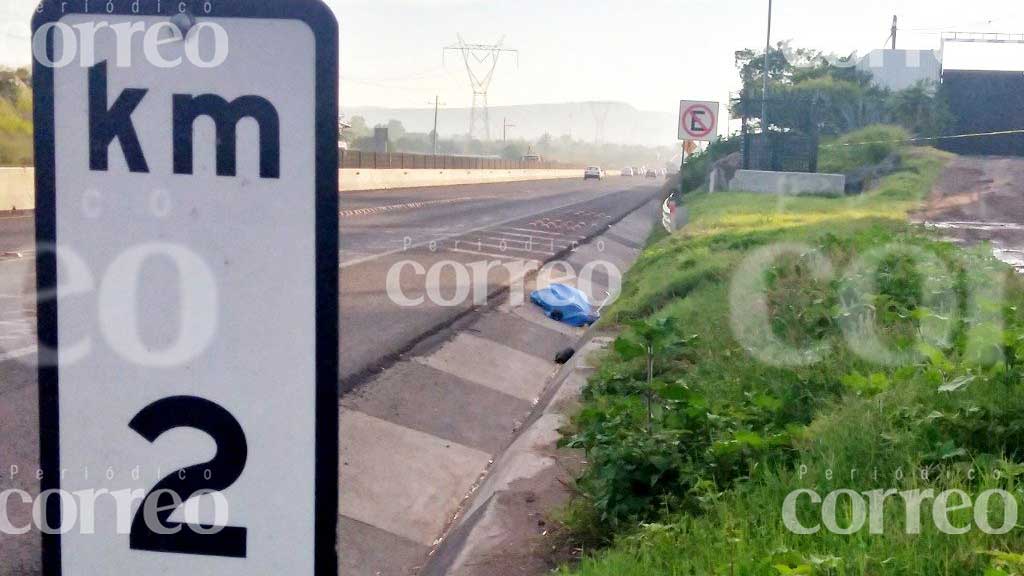 Muere hombre atropellado sobre la Valle de Santiago-Celaya