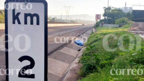 Muere hombre atropellado sobre la Valle de Santiago-Celaya