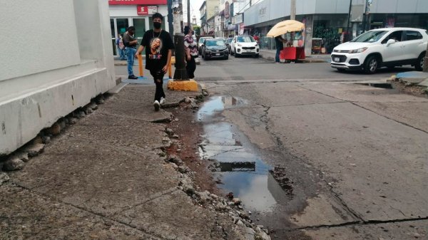 Solo banquetas de la zona de bancos en Salamanca serán rehabilitadas