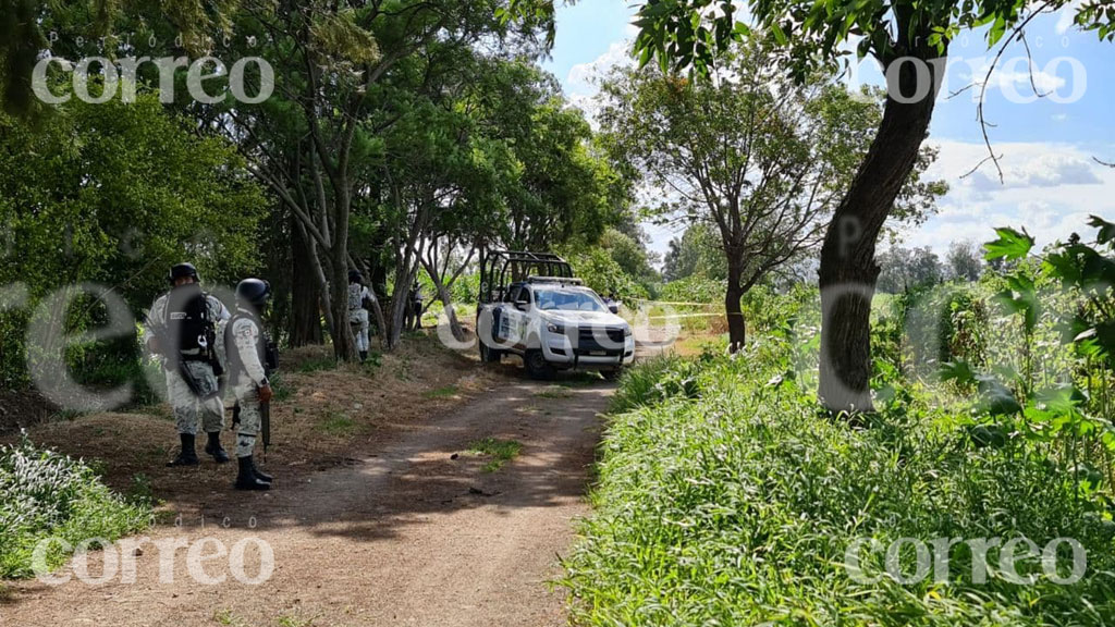 Localizan cadáver semienterrado en Las Carmelitas, Irapuato