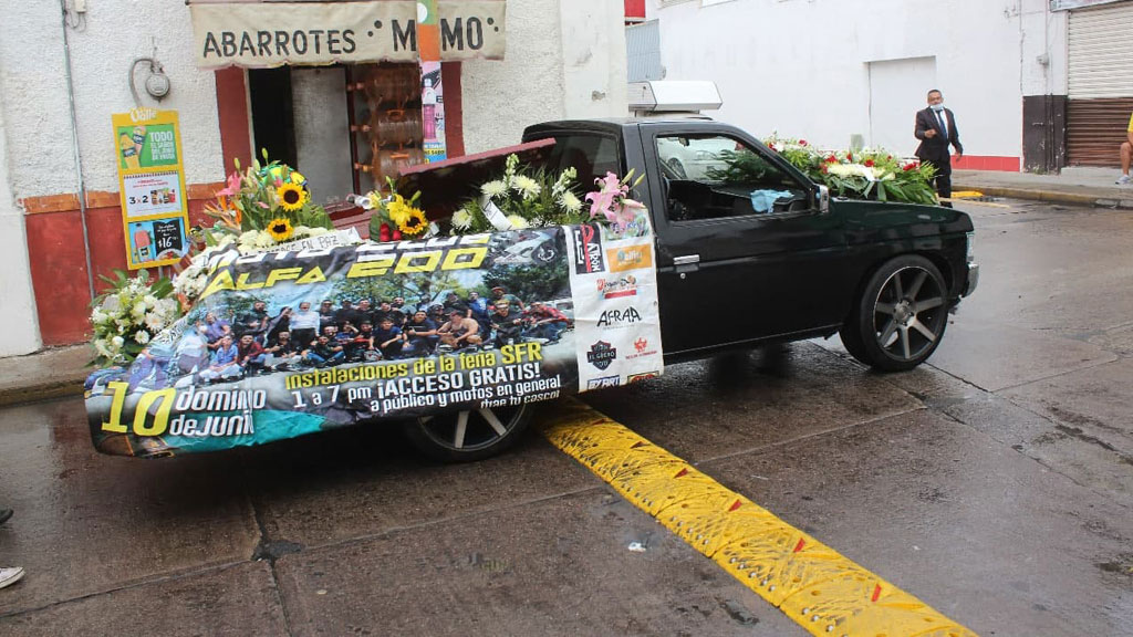 Despiden a Martín, líder motociclista asesinado en ataque a taller de SFR