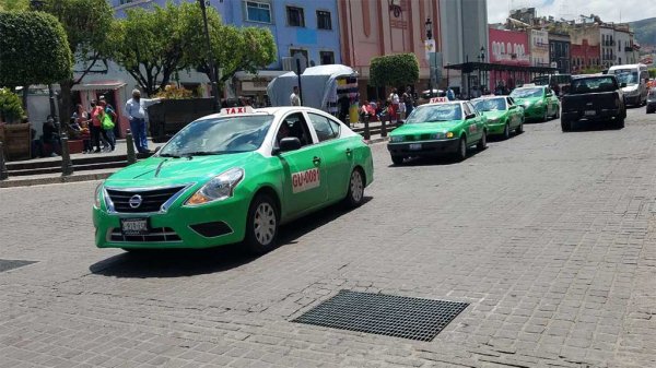 Avanza cooperación entre la SSP y los taxistas en Guanajuato capital