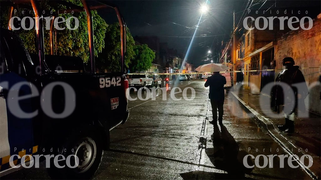 En medio de la lluvia hombre intenta huir, pero lo asesinan en Irapuato