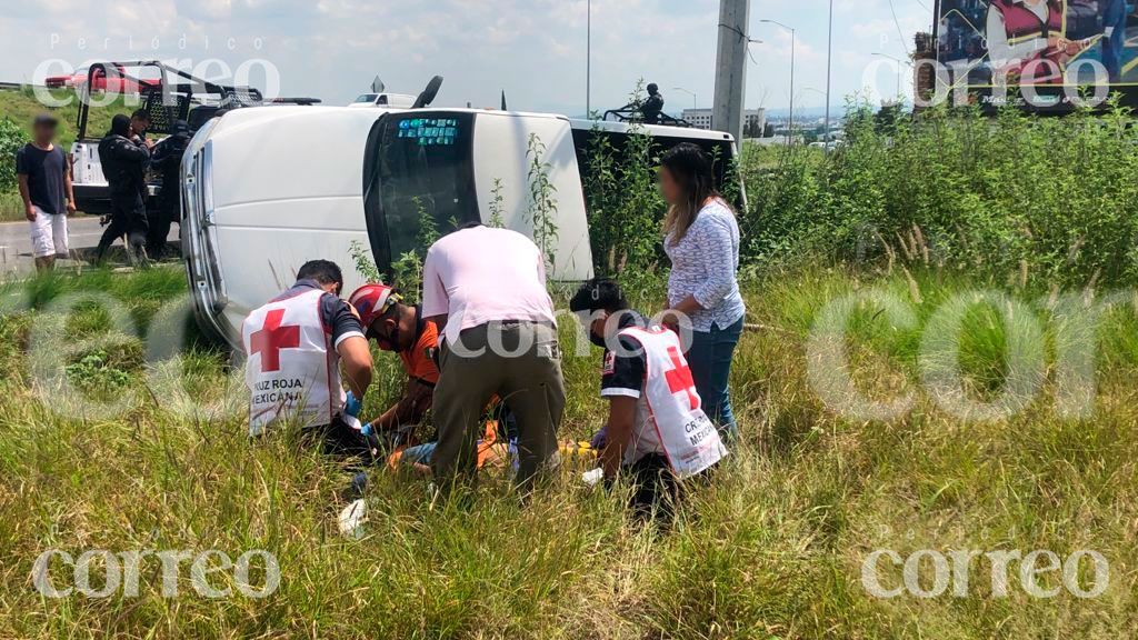 Familia sufre accidente en la Irapuato- Silao; niño de 10 años sale herido