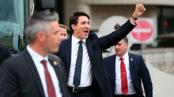 Gana Justin Trudeau un tercer mandato en Canadá, pero con minoría en cámara