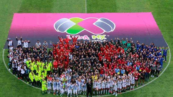 Cofece multa a 17 clubes de la Liga MX por colusión y tope salarial en la femenil