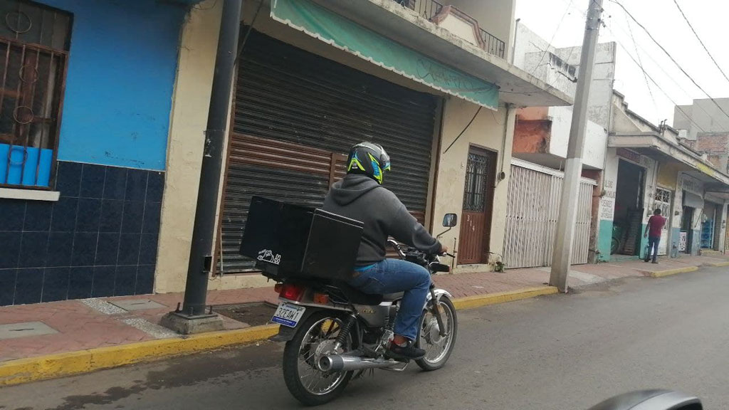 Motoservicios en alerta: cancelan solicitudes de envíos a comercios de Salamanca