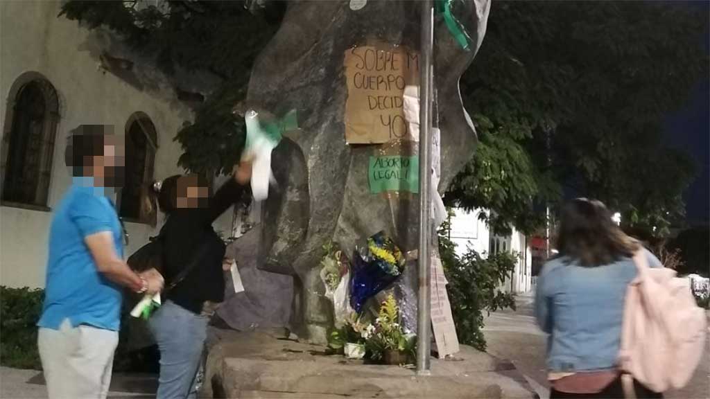 Podrían sancionar a feministas que vandalizaron monumentos en Irapuato