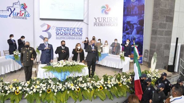 Salomón Carmona presenta su Tercer Informe de Gobierno en Yuriria